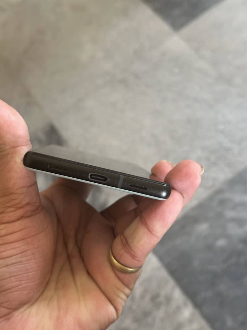 Google Pixel 6a 4