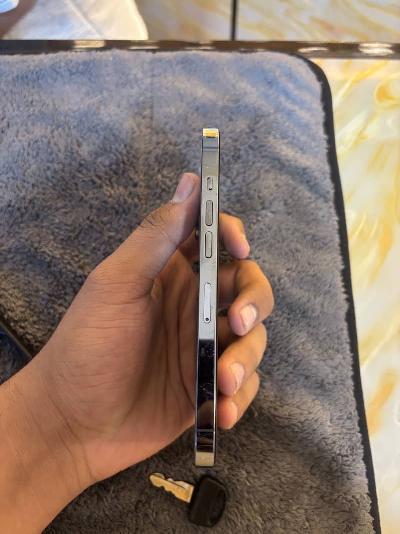 iPhone 13pro 2