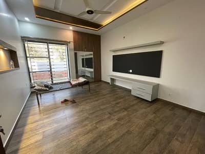 Kanal Upper Portion Facing Park For Rent Punjab Society phase 2 Near Wapda Town College Road