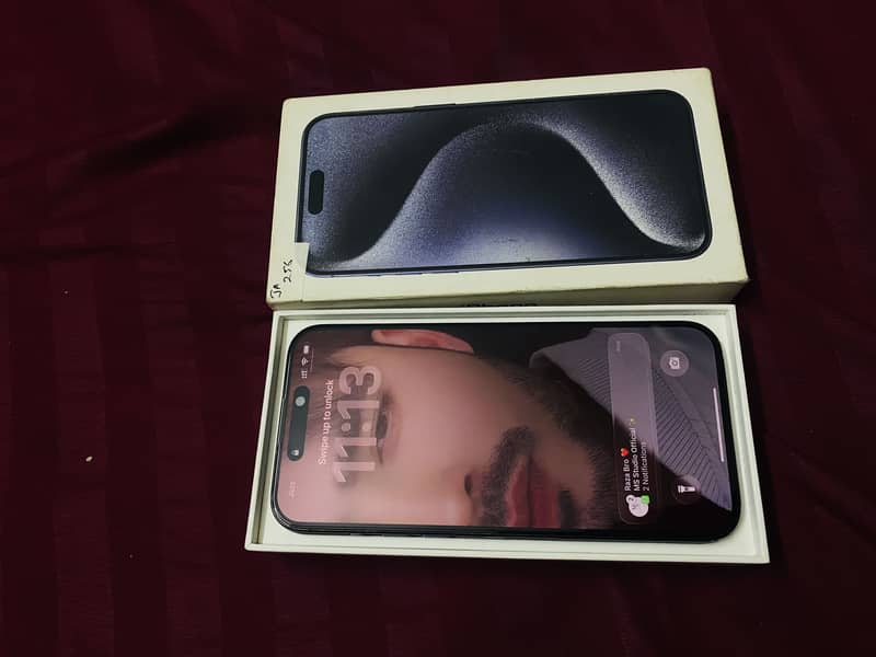 Apple iPhone 15 Pro Max 13