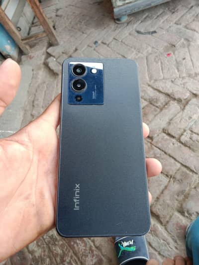Infinix Note 12