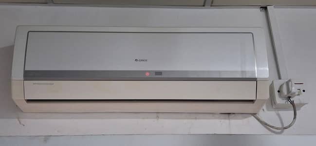 Gree 1 ton AC