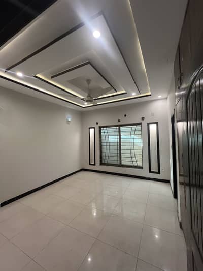Beautiful 1 kanal double storey house for rent in national police foundation Block B