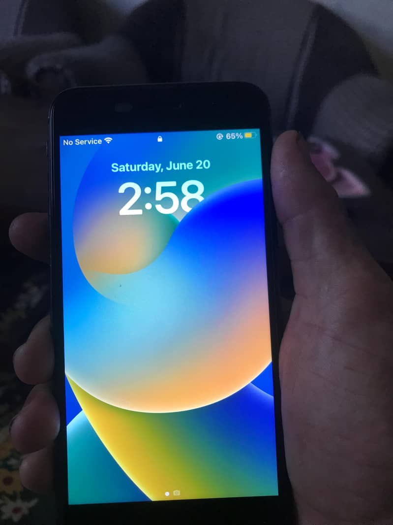 Apple iPhone 8 Plus 2