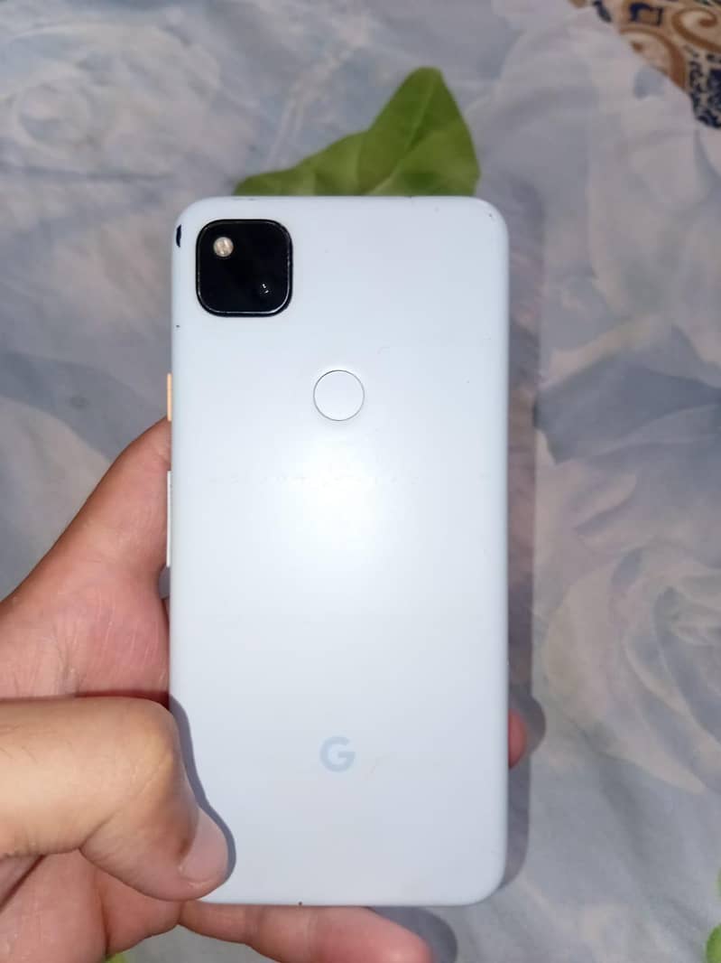 Google Pixel 4a 3