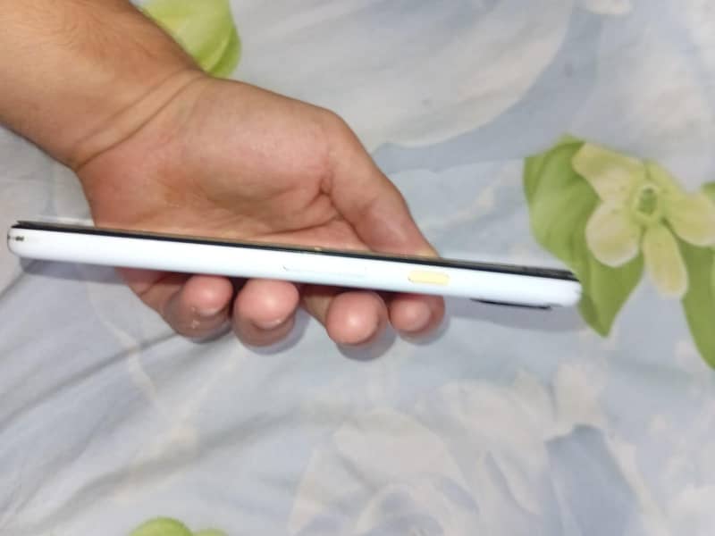 Google Pixel 4a 5