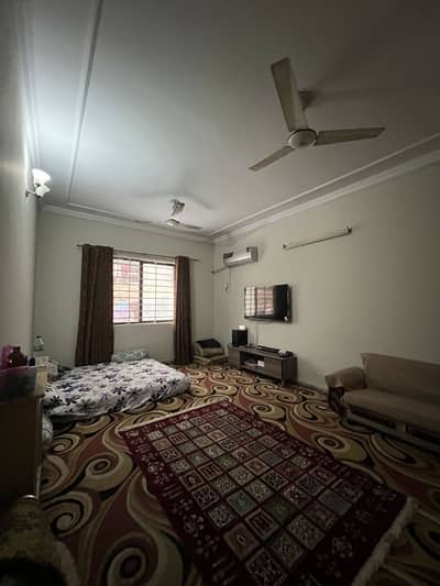 14 Marla Ground Portion For Rent In Pwd Block C