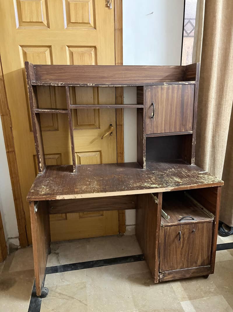 Study Table Used like new 1