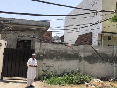 10 Marla house in Ali town