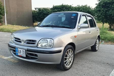 Nissan March 1.3 LX