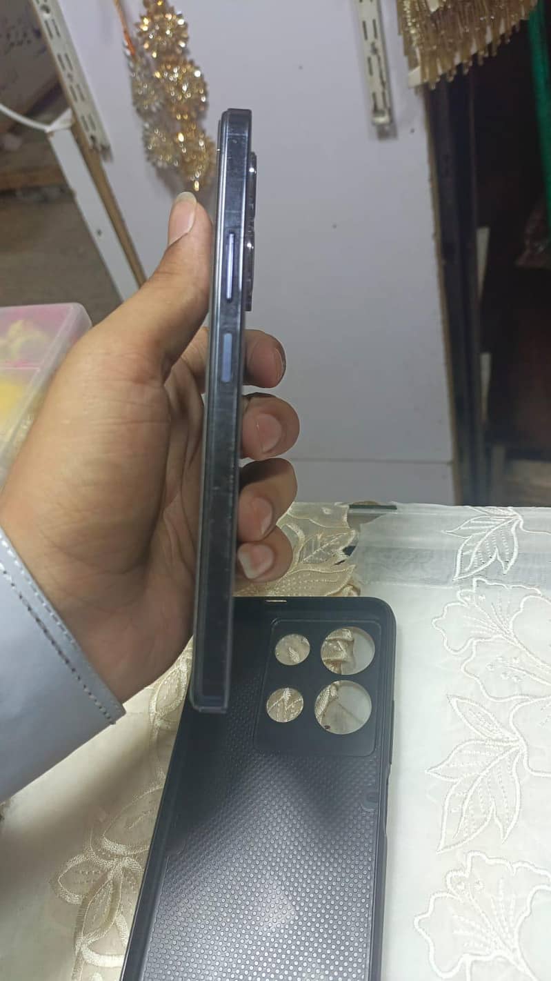 Infinix Note 30 1