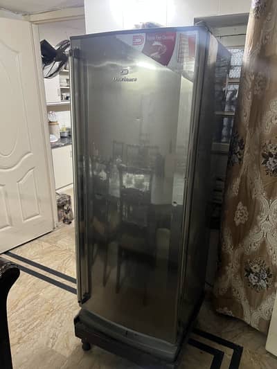 Dawlance VF-1035 WB Vertical Freezer – Excellent Working Condition