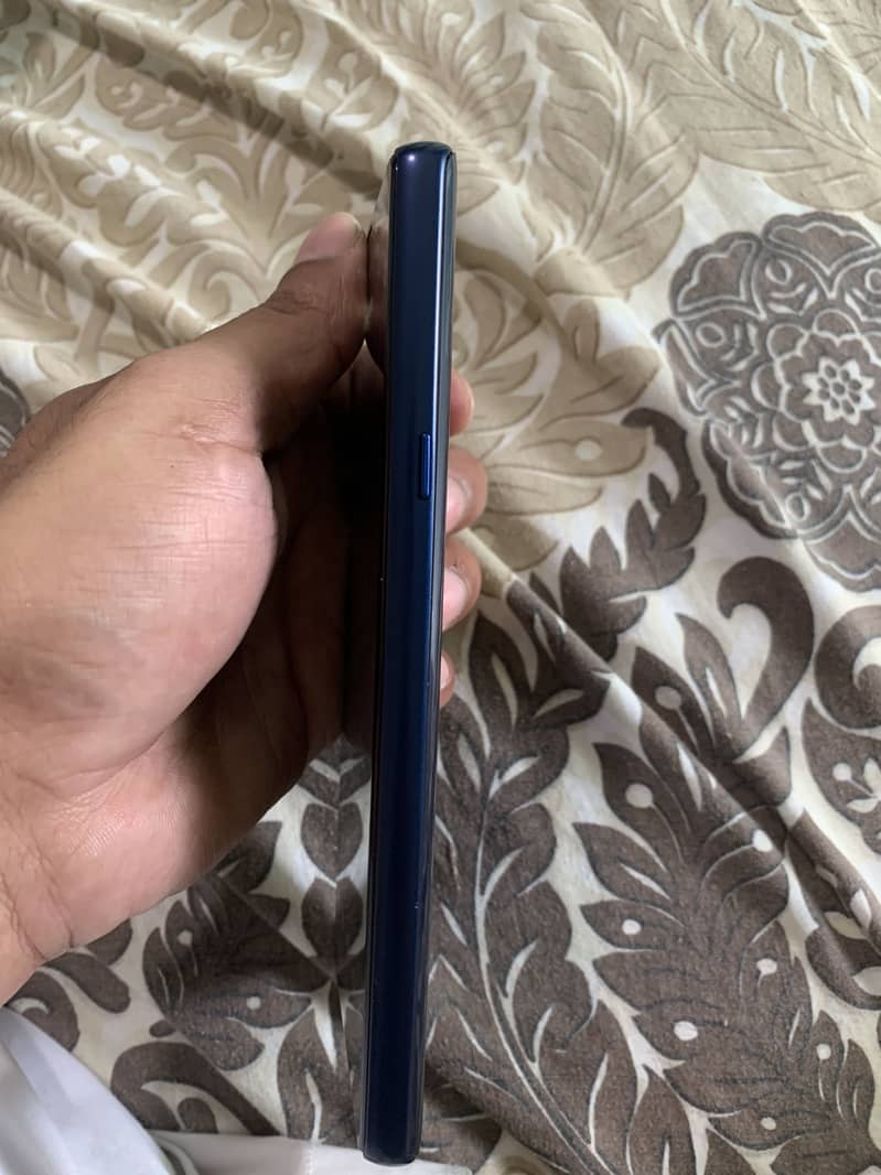 Samsung Mobile Note 9 0