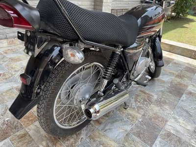Suzuki GS 150 Model 2026