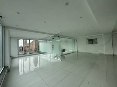 5 MARLA CORNER 2 Side Open Commercial Floor For Rent Hot Location