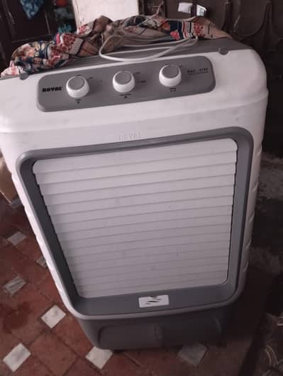 10 month used 14 month motor warranty abhi pari h