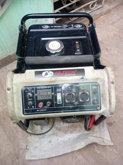 HI-TECH Generator HT-4500EC-I | Excellent Condition | 220V