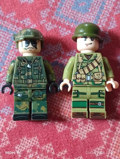 Lego mini figures