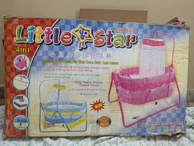 Baby swing with net