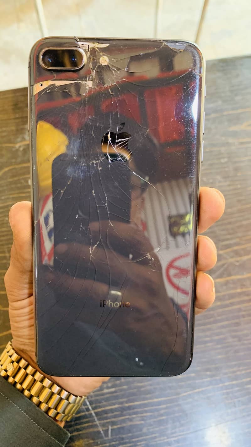 Iphone 8 plus 3