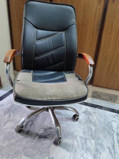 revolving chair