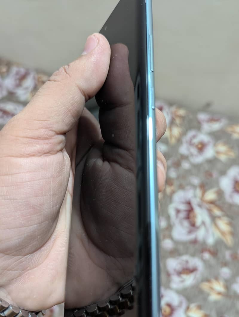 Infinix Zero 40 7