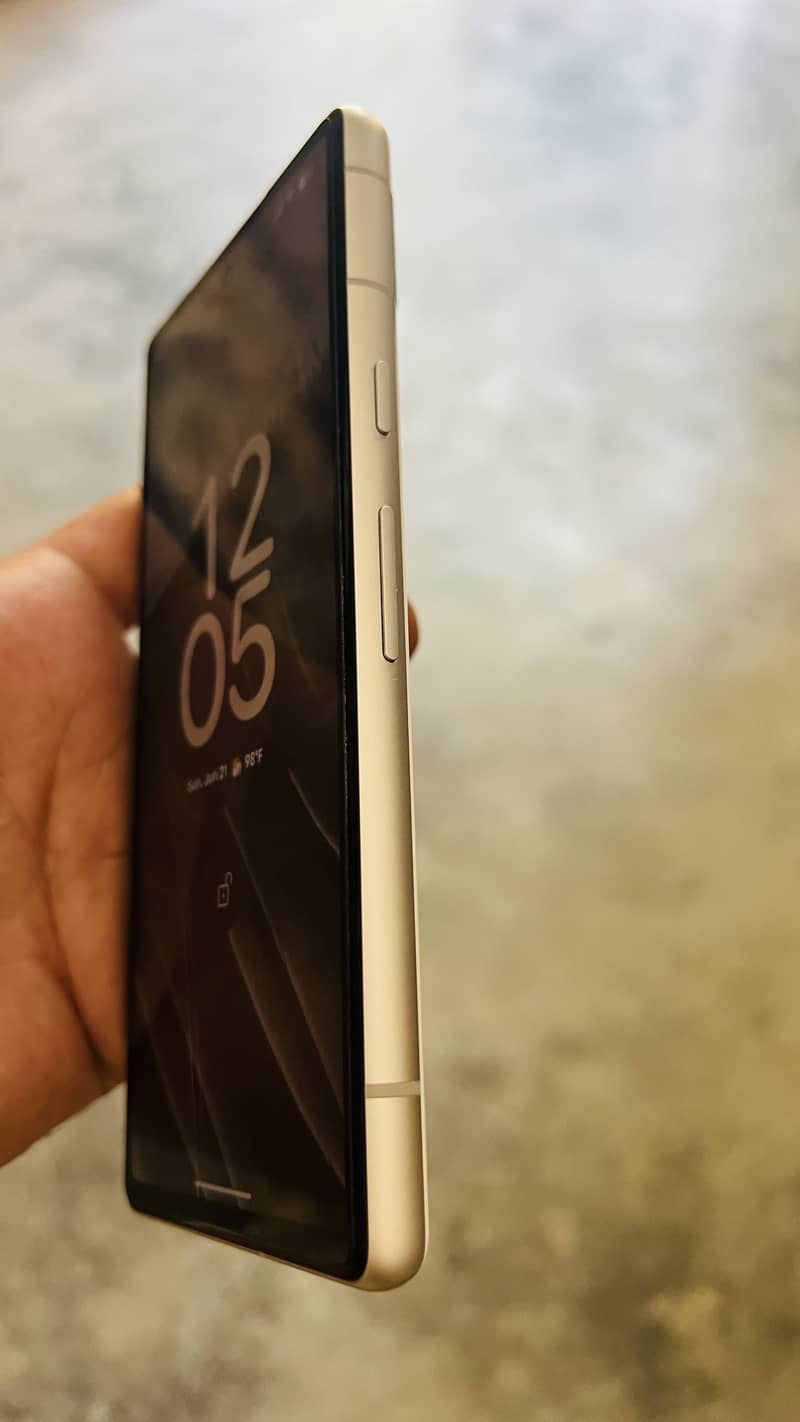 Google Pixel 7a 1