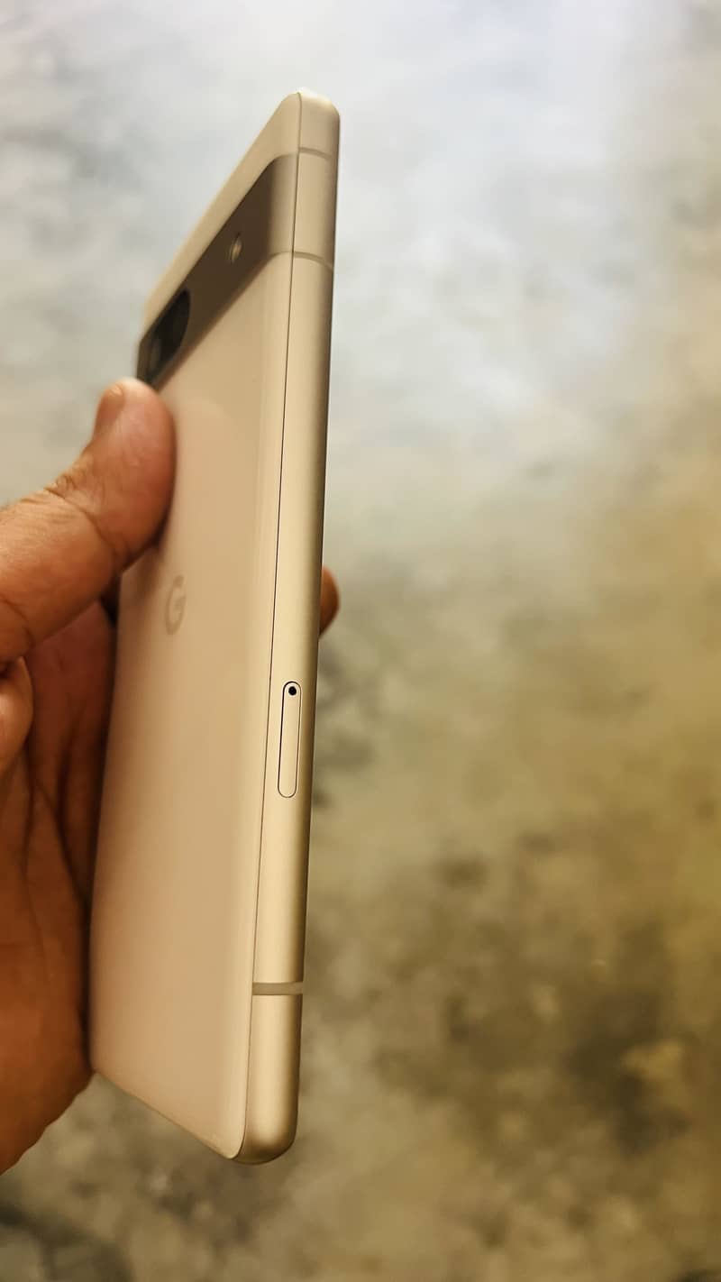 Google Pixel 7a 3
