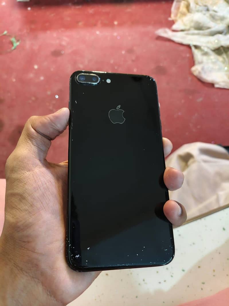 Apple iPhone 7 Plus 0