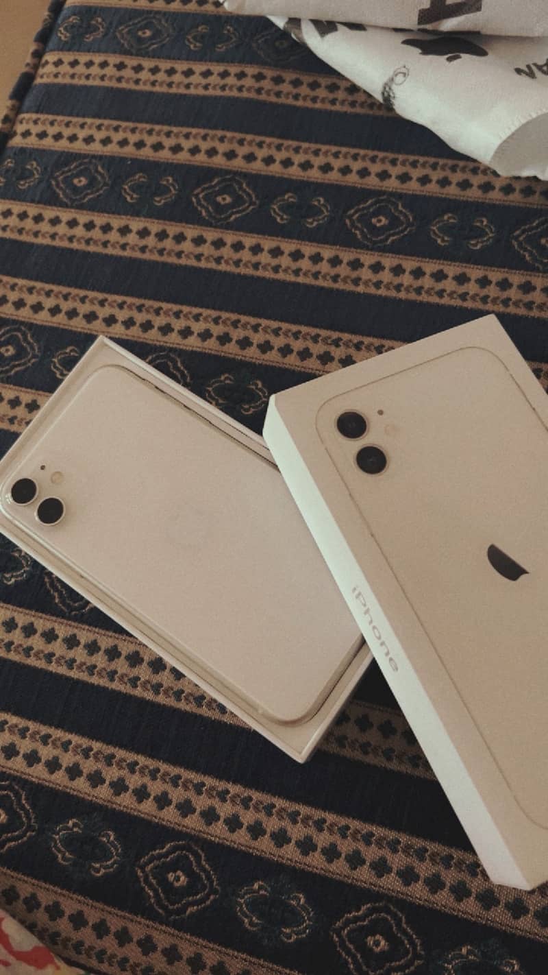 Apple iPhone 11 2
