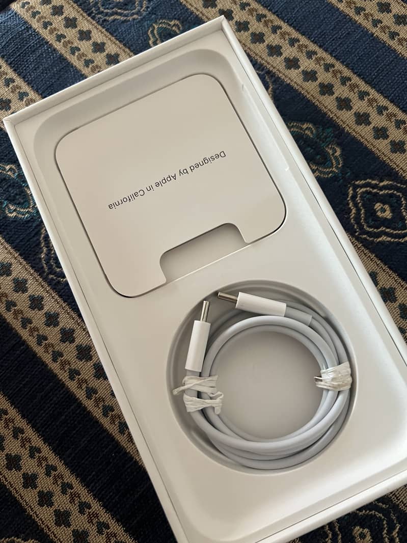 Apple iPhone 11 3
