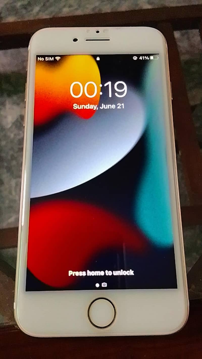 Apple iPhone 7 2