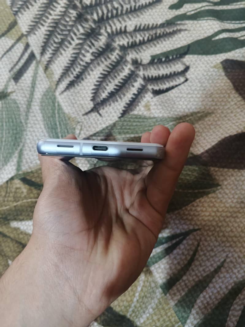 Google pixel 7a 2