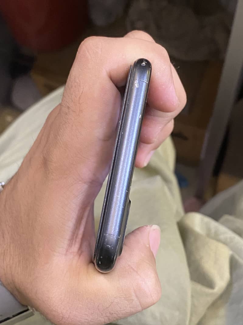 Apple iPhone 7 Plus 3