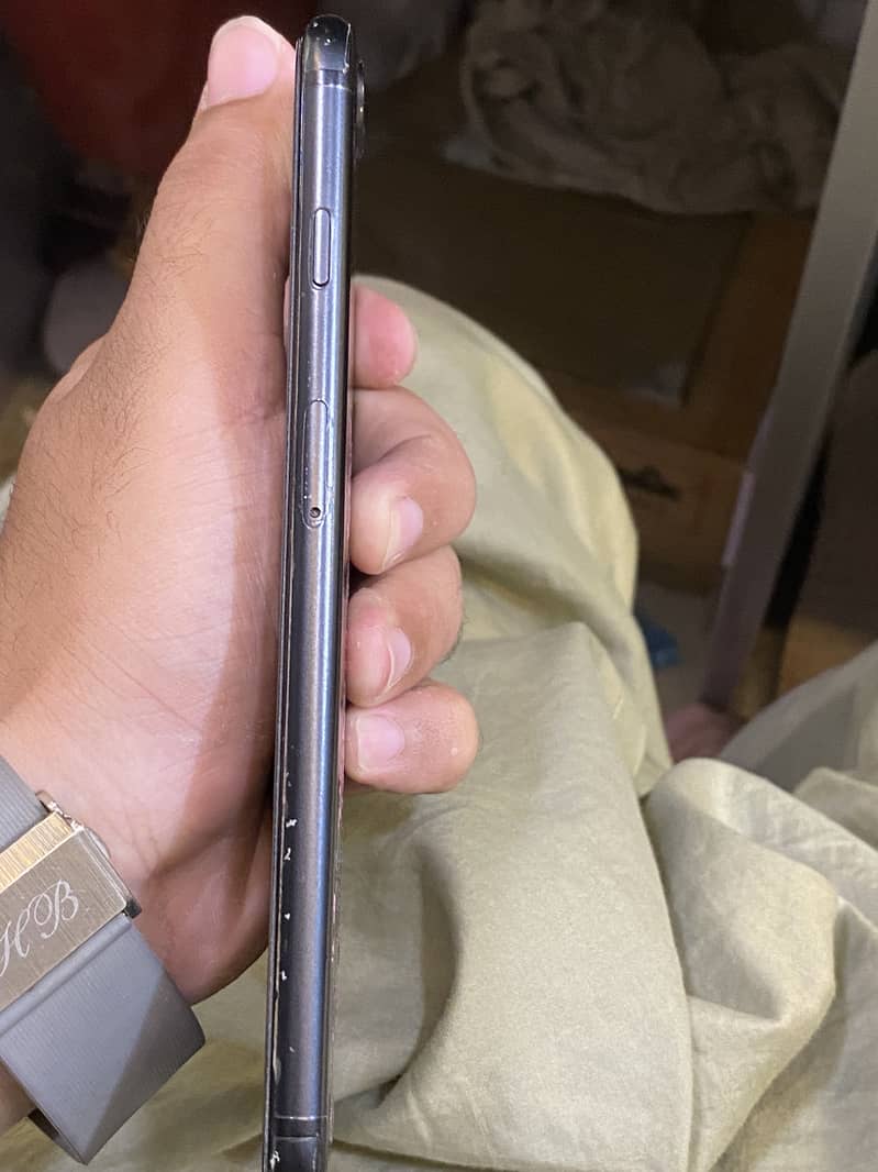 Apple iPhone 7 Plus 5