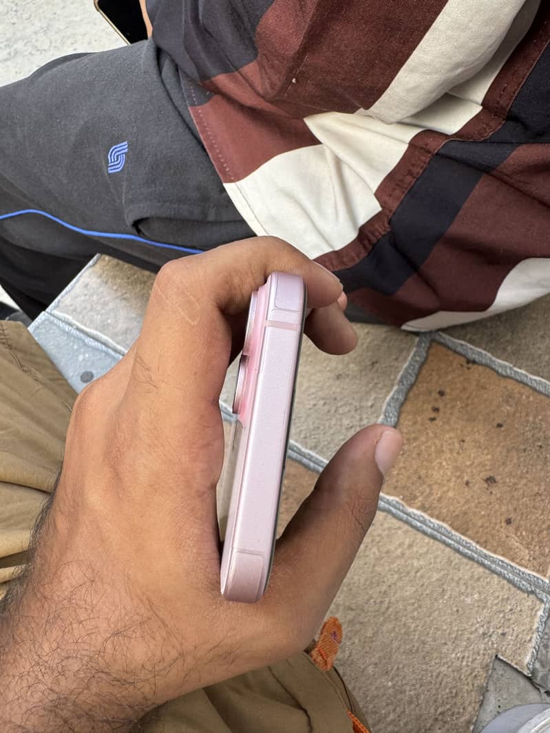 Apple iPhone 15 1