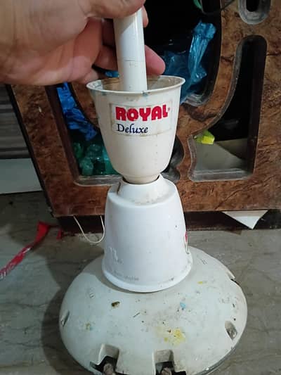 royal fan