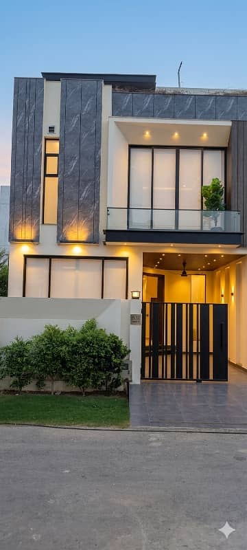 Exclusive 5 Marla Modern House For Sale In Lake City Lahore | Move-In Ready | Secure Gated Community | Close To Ring Road