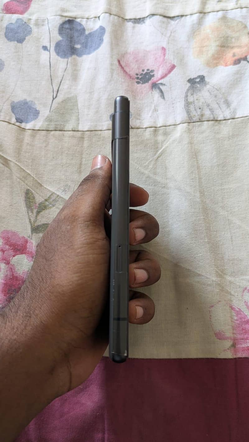 Google Pixel 7a 5