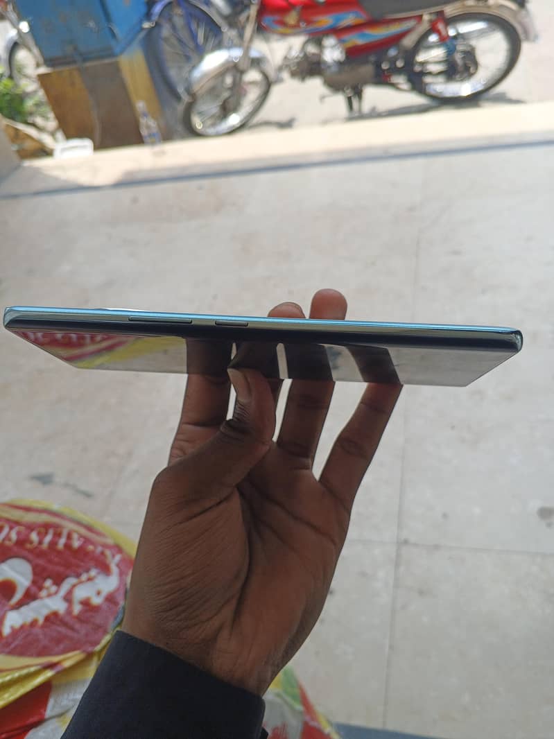 Infinix Zero 40 2