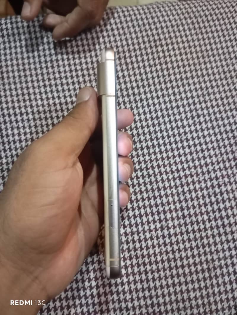 Google Pixel 8 2