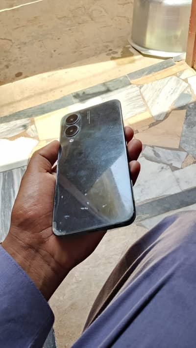 Vivo Y17s