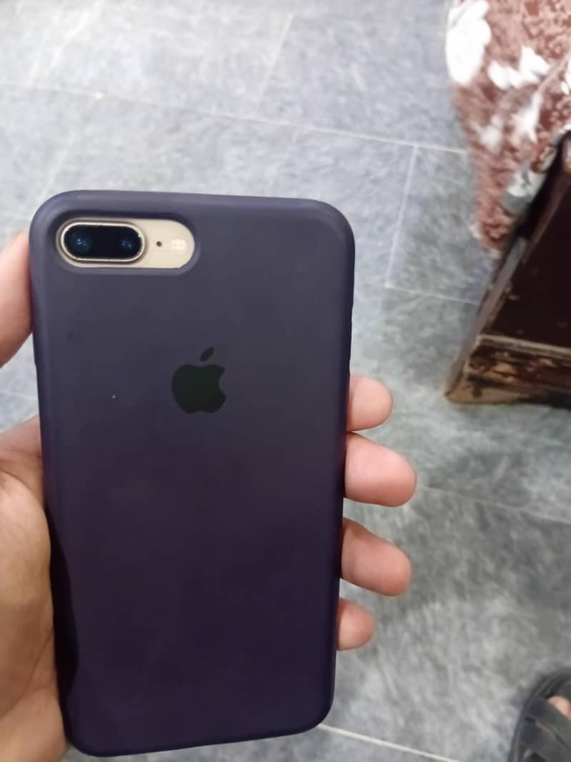 iphone 8 plus 1