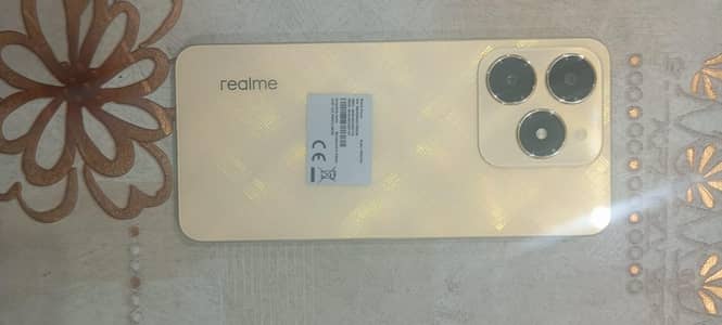 Realme C61