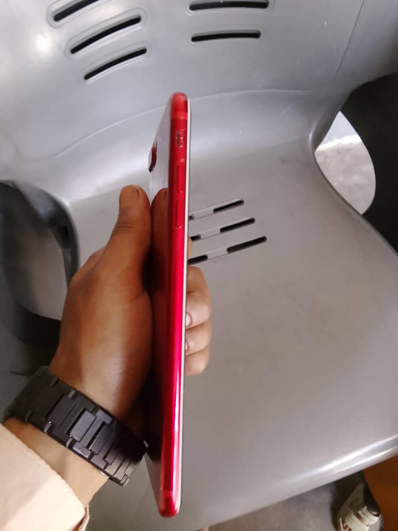 Apple iPhone 7 Plus 3