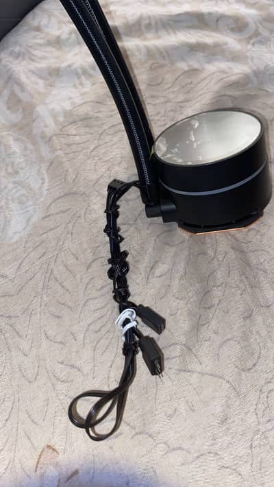 Thunder mistral 240mm aio