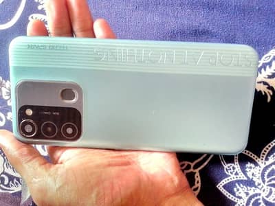 Tecno Spark 8C