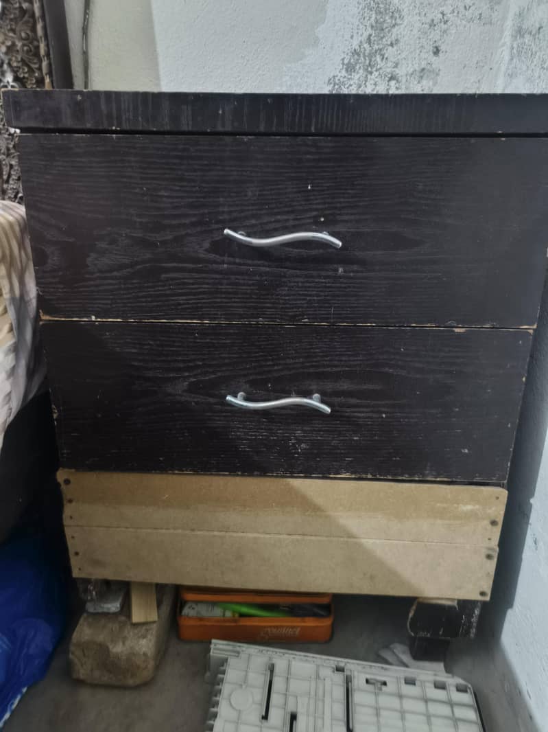 double bed side table and dressing 5