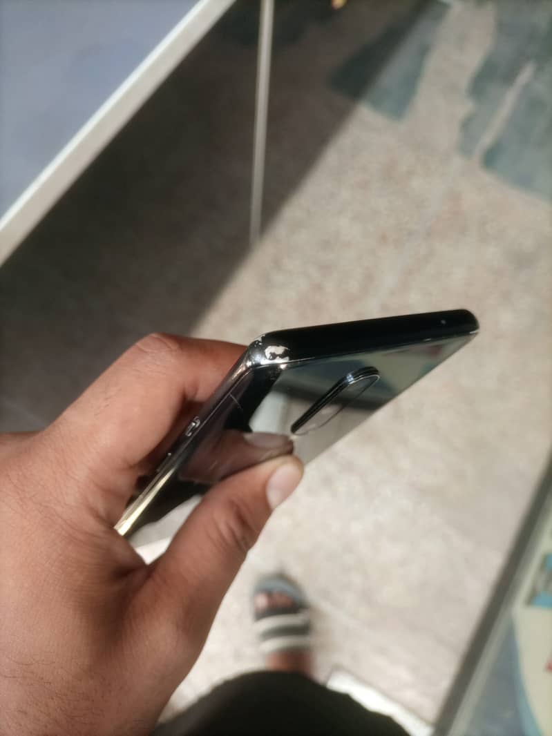 One Plus 8 uw 5