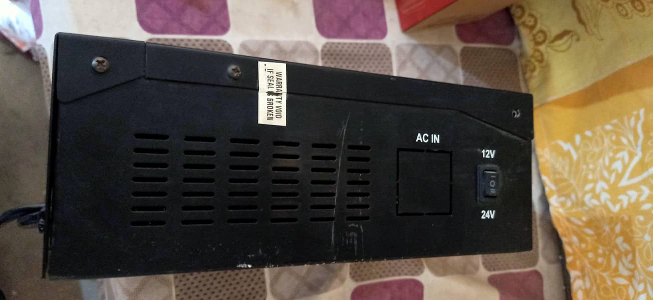 Solar charge controller 1